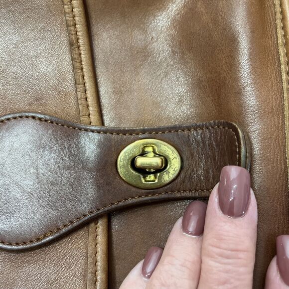 Vintage Coach Brown Leather Messenger Bag C6L5130. (MN) - Picture 6 of 16